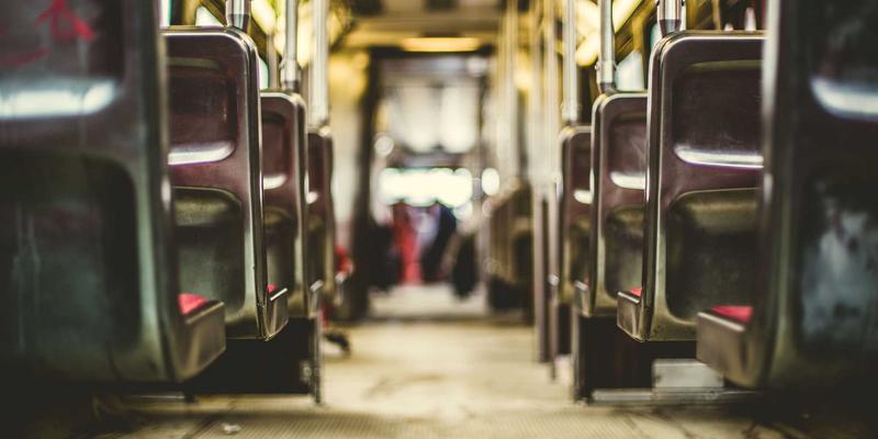 区块链技术超越加密货币:供应链与数字身份两大应用场景深度解析